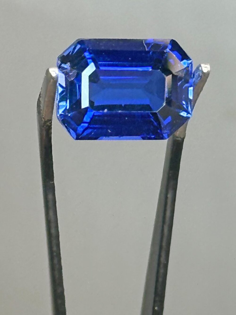 Blue Sapphire Gemstone